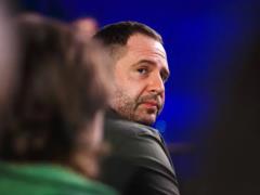 СМИ рассказали, кто из узкого круга Зеленского советовал ему уволить Федорова