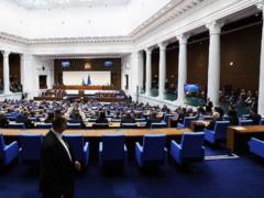 София одобрила размещение самолетов и военных США