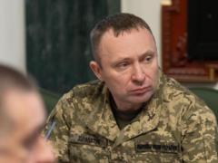 От легендарного прорыва на БМП в Мариуполе до главнокомандующего: как за 12 лет изменился Михаил Драпатый и редкие снимки его се