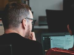 На рынке труда Украины зафиксировали парадокс: безработных стало больше, но работать некому