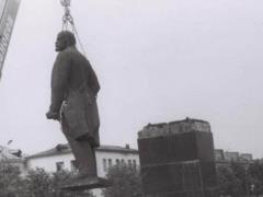36 лет назад в Украине начался  ленинопад : какой город сделал это первым в СССР