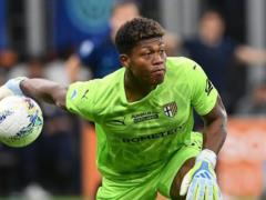 PSG has made a proposal for the transfer of goalkeeper Parmi at a cost of 33 million euros