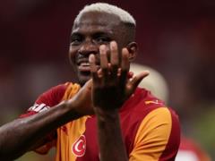 Barcelona promoted Osimgen, but the club is looking for another priority forward