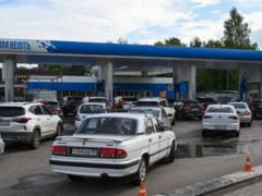 В Сочи заканчивается бензин: власти просят меньше ездить