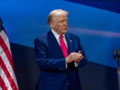 Invite Trump to Kyiv for Ukraine s Independence Day. This could change the course of Ukrainian-American relations