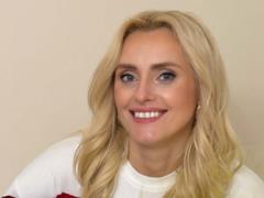 39-летняя Ирина Федишин беременна в третий раз: первые кадры с животиком, который певица долго скрывала
