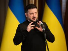 Зеленский заявил, что проведение выборов сейчас — это цунами для государства