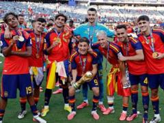 Barcelona confiscated the champions of the world at the Camp Nou through the Swaville police and fans
