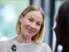  Меня быстро поставили на место . Бывшая ведущая 1+1 рассказала о суровых реалиях эмиграции и как пришлось работать продавщицей