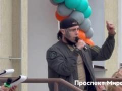 Не успели в России дети сесть за парты, как начались проблемы