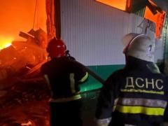 Есть повреждения, возник пожар: в ГСЧС рассказали о последствиях российского нападения на Киевскую область