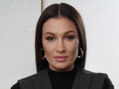  Не боюсь брать ответственность . Скандальная Анастасия Приходько рассказала о своих амбициях в политике и должности, которую го