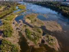 Висла рекордно обмелела: в Варшаве зафиксировали 94 см воды