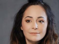 Во дворе Даши Малаховой упал дрон, когда она была дома: актриса вышла на связь и обратилась к подписчикам