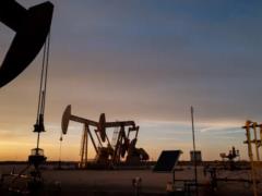 Россия столкнулась с обвальным падением добычи нефти