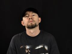 Freel в новом клипе рассказывает о зарождении и распаде культового  На Відміну Від 
