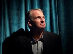 «Ситуация уже зашла довольно далеко»: Снайдер призвал ограничить использование ИИ в образовании