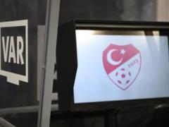 У Туреччині заарештовано голову ради футбольних арбітрів