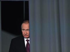 Не РЭБом единым: в кортеже Путина появился военный вертолет