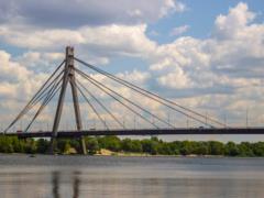 Россия вновь нанесла удар по Северному мосту в Киеве