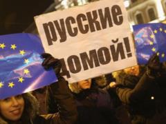 Более 100 тысяч россиян переехали в ЕС с начала войны
