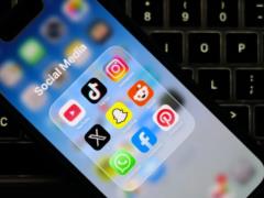 Греция планирует запретить детям до 15 лет пользоваться социальными сетями с 2027 года
