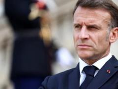 Рейтинг Макрона упал до исторического минимума
