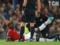 Звезда  Манчестер Юнайтед  вылетел на полтора месяца из-за травмы в матче Лиги чемпионов
