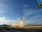Один з прискорювачів нової ракети Falcon Heavy розбився при посадці