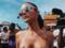 Девушка Неймара поразила супероткровенным нарядом на карнавале в Бразилии