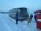 Под Киевом в снегу застрял автобус с иностранцами