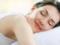 Медики визначили найкориснішу позу для сну