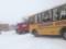 Под Харьковом спасатели вытащили из снежного заноса школьный автобус