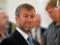 Abramovich began to  foul  the British because of problems with his visa