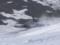 На горнолыжном курорте Куршевель во Франции самолет приземлился в сугроб снега