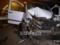 В Киеве Mercedes врезался в отбойник, пострадали женщина и ребенок