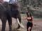 Ким Кардашян показала, как слон  обнял  ее ягодицы