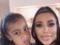 Ким Кардашян насмешила видео с артистичной дочерью по случаю ее 7-летия