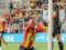 Эпический фэйл: бельгийский футболист курьезно не забил в пустые ворота и разорвал Сеть