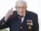 Ветеран Томас Мур, собравший более 30 млн фунтов для медиков, умер в возрасте 100 лет