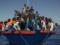 Италия согласилась принять спасательный корабль с 570 мигрантами