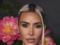 Кім Кардашян шокувала відео, де показалася із натуральним волоссям та без яскравого макіяжу