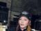 Мадонну застали на прогулке в Нью-Йорке после госпитализации: звезда удивила внешним видом