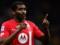 Marlon crossing at Fluminense