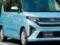 Новая модель Toyota для семьи вдвое дешевле  Дастера  удивила практичностью